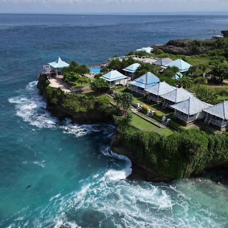 Cliff Park Lembongan Hotel Exterior photo